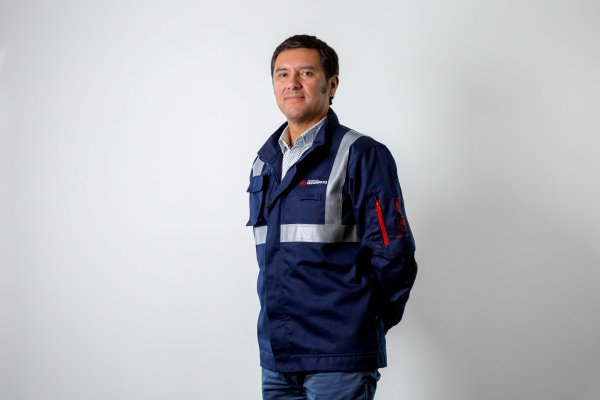 <p>Ingeniero penquista experto en gestión asume gerencia general de la emblemática Siderúgica Huachipato</p>