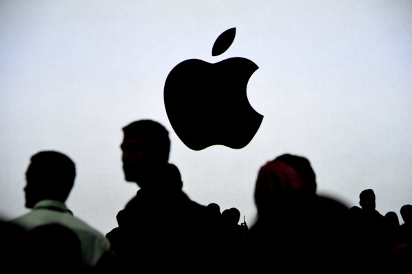 <p>Apple acelera las pruebas de sus nuevos notebooks Mac mientras hace frente a la caída en las ventas de PC</p>