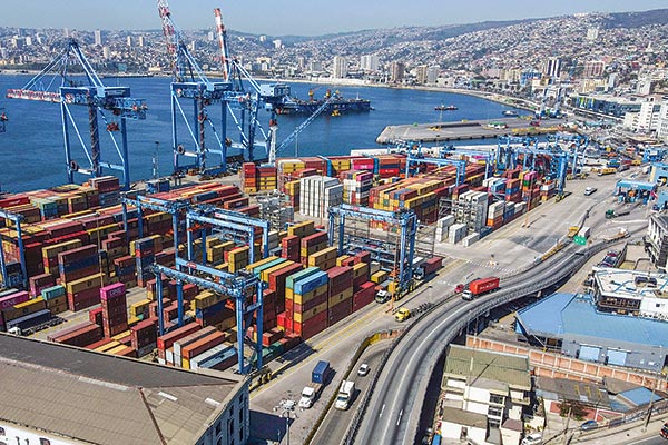 <p>Ministerios de Transportes y Economía presentan bases para la nueva Política Nacional de Desarrollo Logístico Portuario</p>