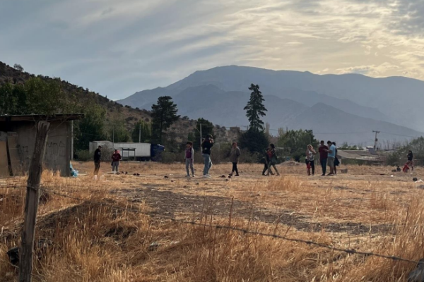<p>Cencosud denuncia toma de terreno en Pudahuel: “El inmueble ha sido invadido o han entrado en él sin autorización”</p>