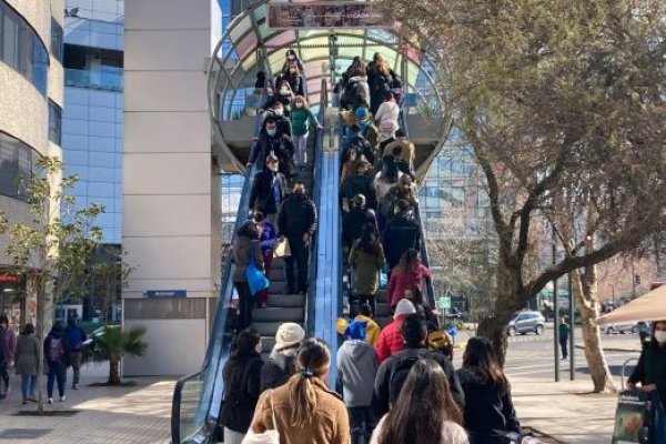 <p>Las alzas en créditos impagos en Chile nublan las perspectivas para la economía y el Banco Central</p>