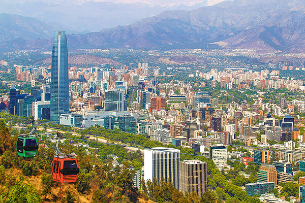 <p>El salto en la cantidad de actores del mercado que ven que Chile esquivará la recesión este año</p>