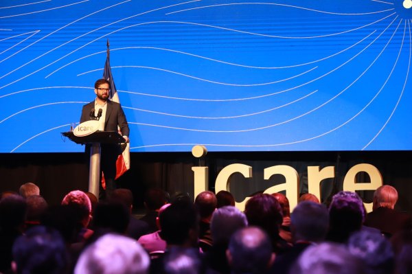 En Enade 2023, Boric refuerza llamado a empresarios a un acuerdo por reforma tributaria y asegura que Chile "está de vuelta en el portafolio de los inversionistas internacionales"