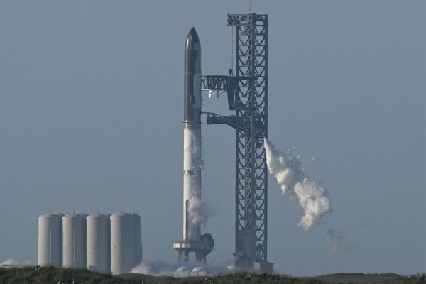 <p>Cohete Starship de SpaceX explota antes de alcanzar la órbita</p>