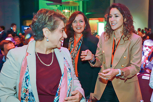 <p>La ministra de Obras Públicas, Jessica López, junto a la presidenta de la CMF, Solange Berstein, y la titular de la Asociacón de AFP, Paulina Yazigi. Fotos: Julio Castro</p>