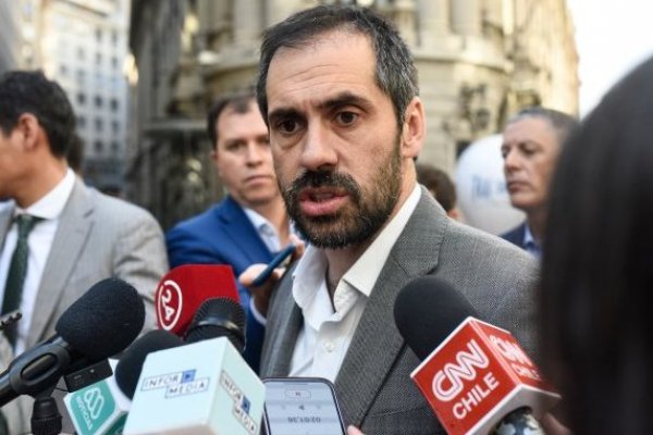 <p>Litio: Grau afirma que operación en Salar de Atacama será "respetando los contratos" y con "acuerdo voluntario de las partes"</p>
