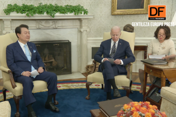<p>Ahora en DF | Biden y su homólogo surcoreano se reúnen en Washington</p>