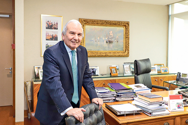 <p>El presidente de Grupo Security, Renato Peñafiel.</p>