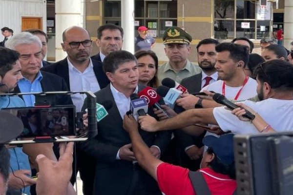 <p>Gobierno discute un corredor humanitario con Perú frente a crisis migratoria en frontera norte</p>