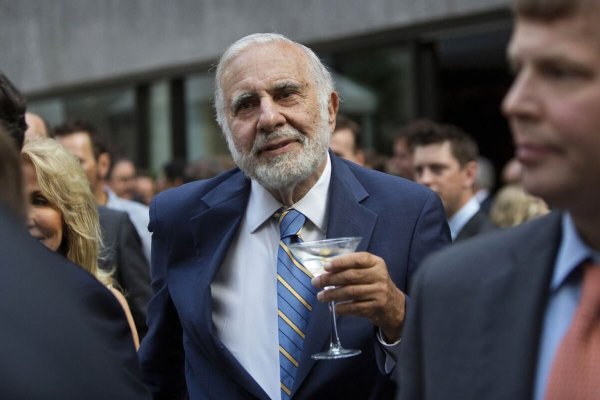 Acciones de Icahn Enterprises se desploman por apuesta en corto de Hindenburg Researh