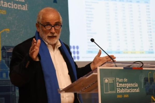 <p>Plan de Emergencia Habitacional: Gobierno reporta casi un 20% de avance y ministro Montes carga contra los bancos</p>