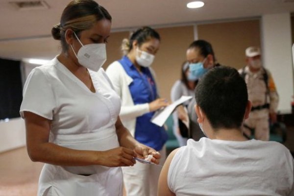 <p>La OMS levanta la emergencia internacional por Covid-19 tras más de tres años</p>