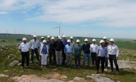 Argentinas YPF Luz y Cementos Avellaneda se asocian para desarrollar un nuevo parque eólico