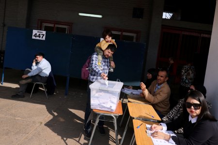 Derecha chilena gana el liderazgo para redactar proyecto de nueva Constitución