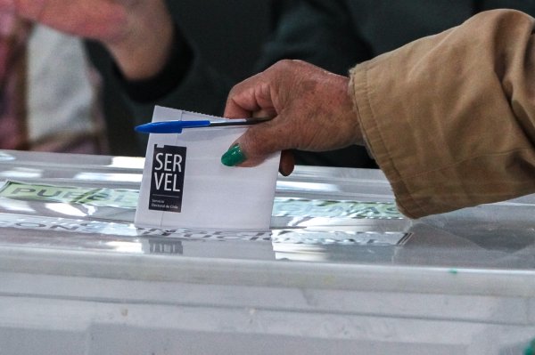 Con 99,44% de votos contados, Republicanos obtienen 22 consejeros y derecha logra mayoría absoluta en Consejo Constitucional