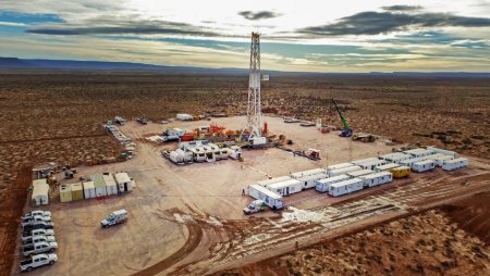 ENAP de Chile firma acuerdo con argentina YPF para importar crudo a través de oleoducto
