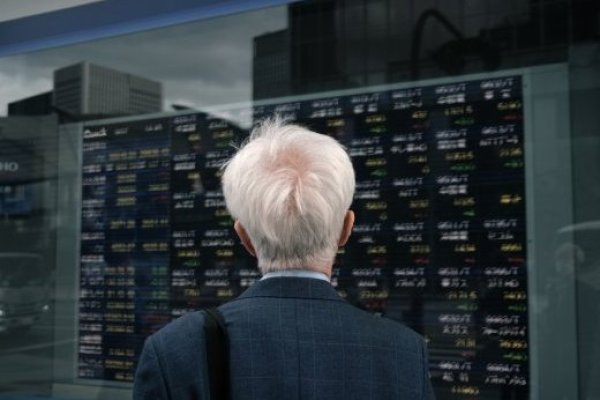 <p>La advertencia de Goldman Sachs que insta a protegerse ante una volatilidad de las acciones</p>