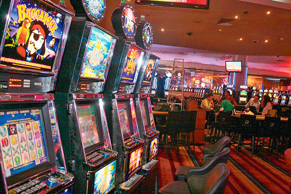 Exgerente de finanzas de Marina del Sol se suma a las querellas en contra del operador de casinos