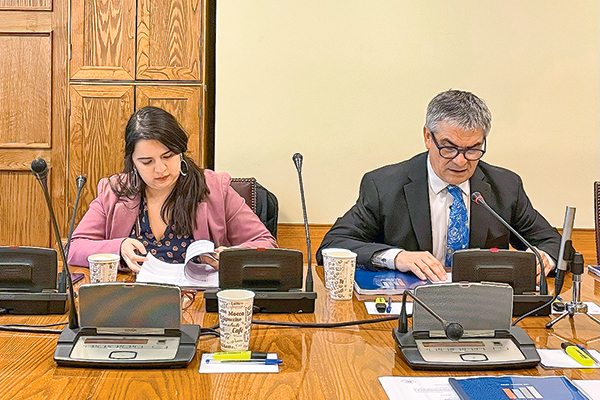 Chile esquivaría recesión en 2023: Hacienda mejora proyección de PIB pero ajusta 2024