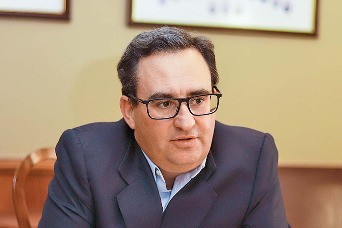 <p>Tribunal Ambiental levanta orden de arresto contra Francisco Javier Errázuriz Ovalle y éste acusa “mano negra”</p>