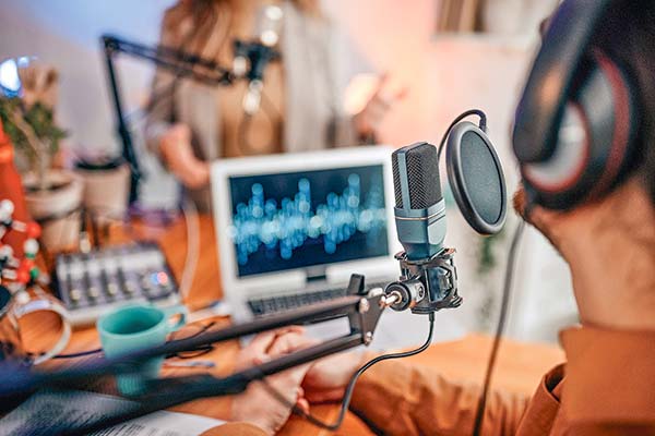 <p>Gobierno usará espectro libre para abrir espacio a mil nuevas concesiones de radio en 2024</p>