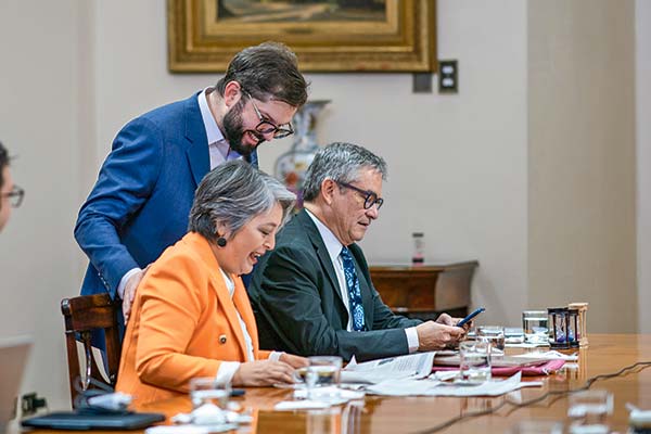 <p>Los ministros participaron en el tradicional comité político de los lunes en La Moneda, junto al Presidente Boric. Foto: Presidencia</p>