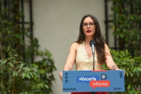 Gobierno acusa que proyecto alternativo a ley corta de isapres de la oposición es un intento de "borrón y cuenta nueva"