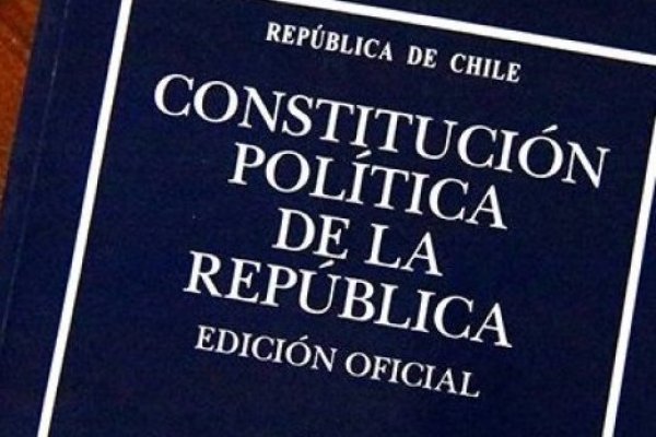 Con principio de subsidiaridad y provisión mixta de derechos básicos llega la propuesta de las subcomisiones al Pleno