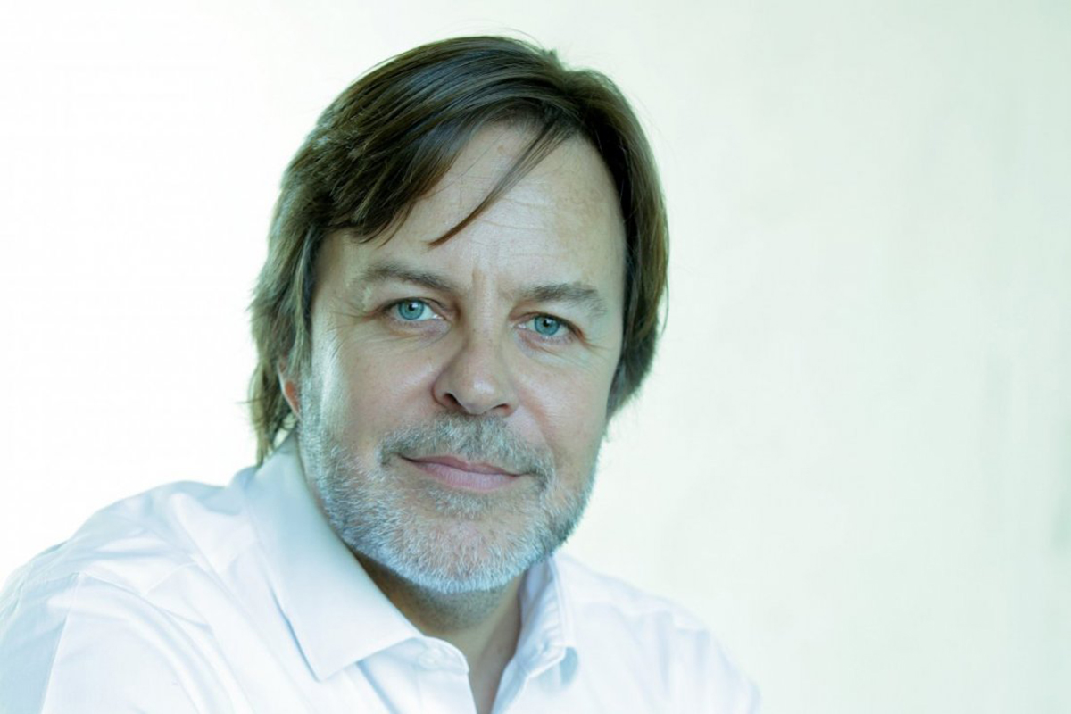 <p>Jorge Carey explora alternativas para incursionar en el negocio de las radios</p>