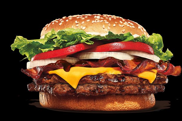 <p>La nueva hamburguesa pensada por la IA estará disponible desde este lunes.</p>