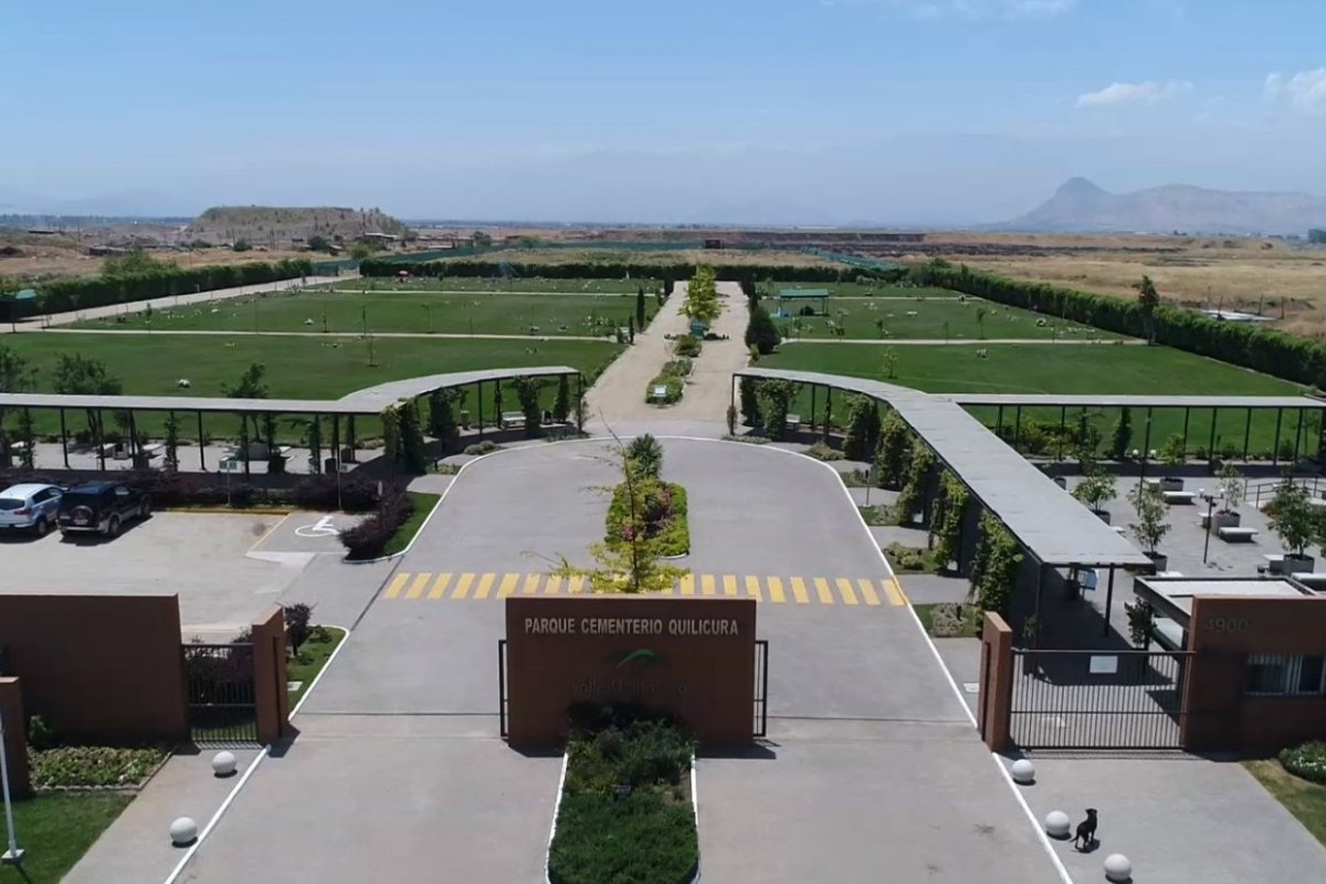 <p>Dueño de funeraria Ivan Martínez entra como accionista a cementerio de Quilicura</p>