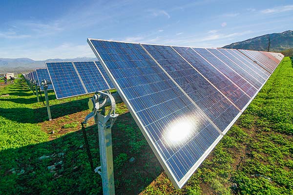 <p>BlackRock refuerza apuesta de energías renovables en Chile con proyectos de generación distribuida por 200 MW</p>