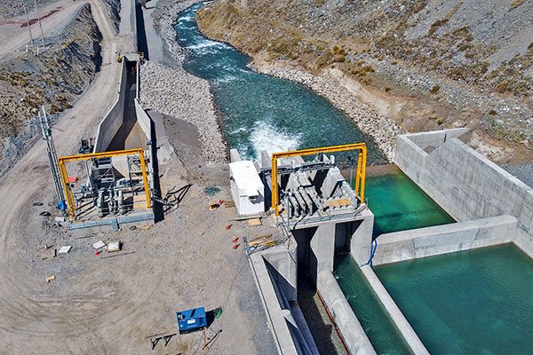 <p>Sube presión sobre sistema eléctrico: Alto Maipo posterga retorno de centrales Las Lajas y Alfalfal II para 2024</p>