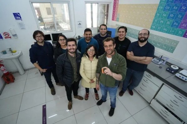 Insumo clave para baterías de litio creado por chilenos con residuos de neumáticos alista llegada al mercado