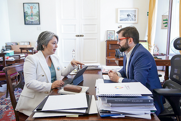 Pensiones: diputados piden agilizar nombramiento de sucesor de Larraín y no perder lo avanzado en la mesa técnica