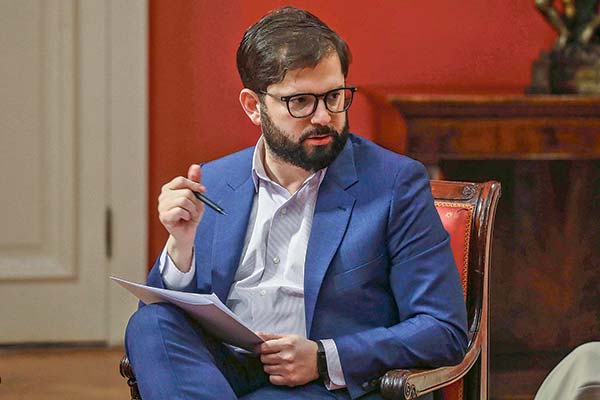 <p>El Presidente ha enfatizado la necesidad de alcanzar acuerdos en materia tributaria y de pensiones. Foto: Agencia Uno</p>