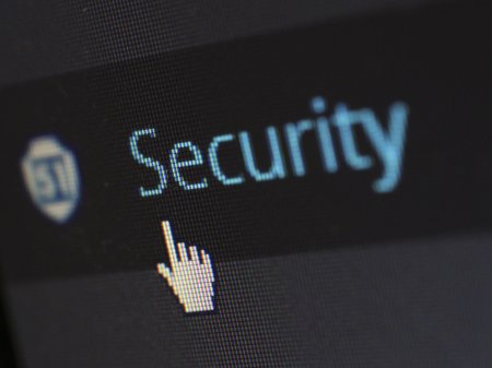 Ciberseguridad y empresas: pese a avances, expertos advierten que las regulaciones son más reactivas que preventivas
