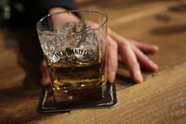 <p>El gigante de los licores Diageo advierte que la crisis hídrica amenazaría la oferta de alcohol</p>