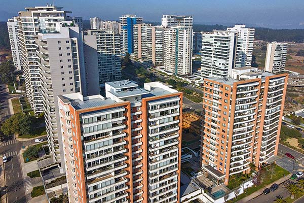 Ventas brutas de viviendas nuevas aumentan 1,8% anual en abril: se prevé mayor interés de compra