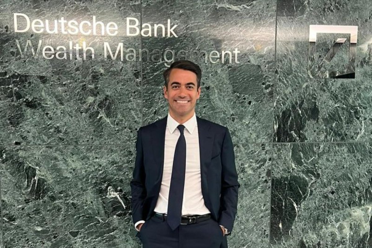 <p>Deutsche Bank vuelve a apostar por Chile: contrata a dos ejecutivos locales para profundizar segmento de banca privada</p>