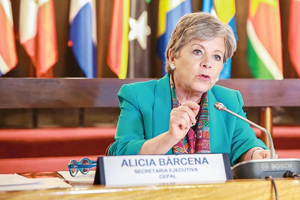 <p>López Obrador nomina a la embajadora en Chile Alicia Bárcena como nueva canciller de México</p>