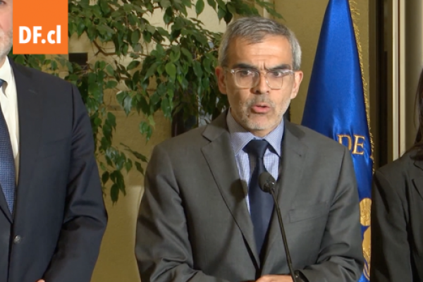 <p>Ahora en DF | Cámara despacha ley que reduce trámites notariales e impulsa reforma estructural del sistema</p>