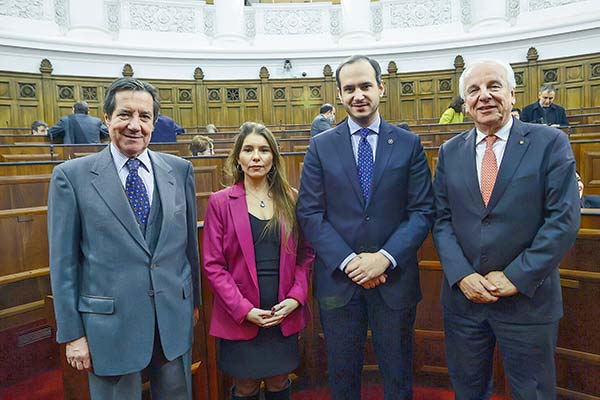 Comisiones ratifican a sus presidentes y con ello se inicia la labor del Consejo Constitucional