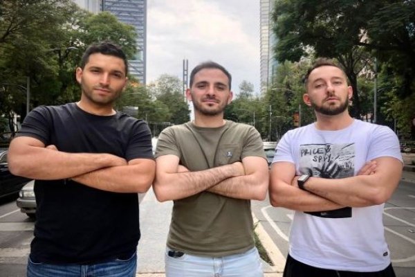 <p>Matías Dib, Adriel Araujo y Alejandro Parodi, cofundadores de Hackemetrix.</p>