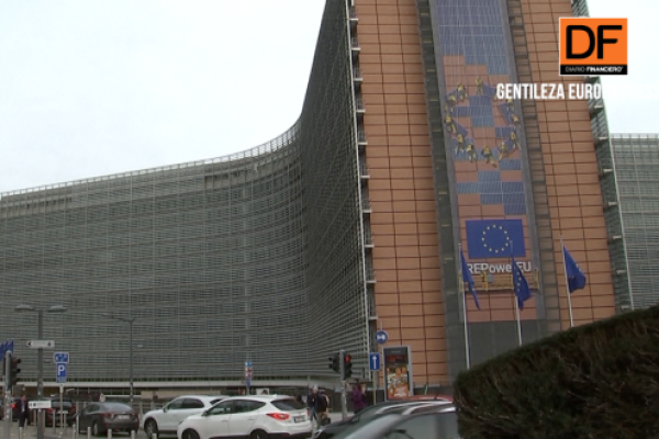 <p>Ahora en DF | Bruselas acusa a Google de falsear mercado de tecnologías de publicidad</p>