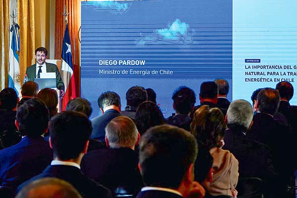 Gobierno confirma inminente ingreso de proyecto de GLP al Congreso