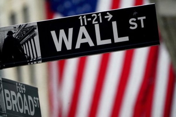 <p>Los recortes de empleos en los bancos de Wall Street superarán los 11.000 luego de la ola de contrataciones tras la pandemia</p>