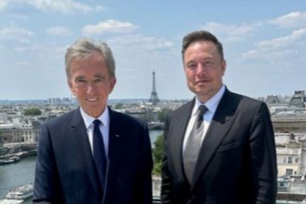Los dos magnates más ricos del mundo almuerzan juntos en París