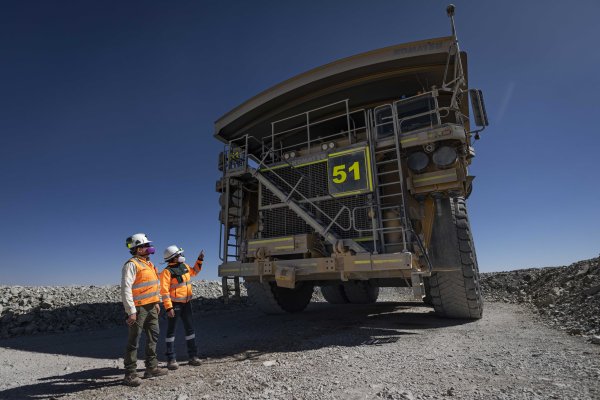 <p>Minera Zaldívar ingresa EIA por proyecto de US$ 1.200 millones para extender vida útil al 2051</p>