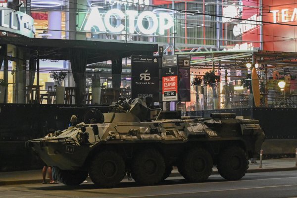 Líder de mercenarios rusos es acusado de incitar a un "levantamiento armado" y sus tropas ya estarían marchando hacia Moscú
